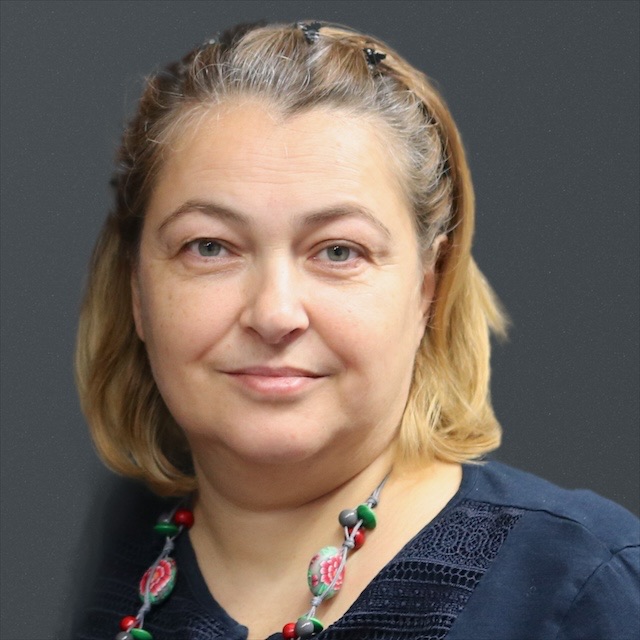 Диляна Драгомирова – управител, Траурна Агенция Драгомиров